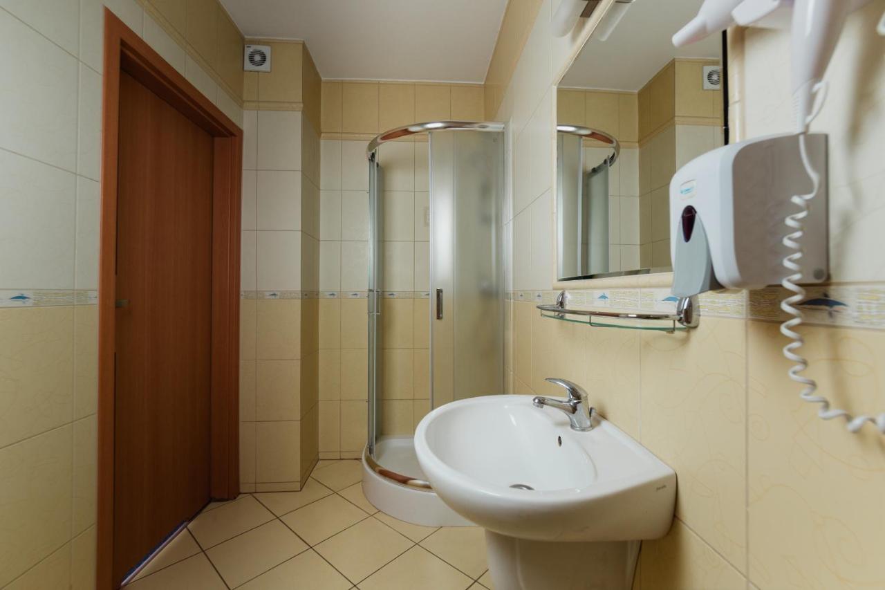 Karpackie Pokoje Krosno Luaran gambar