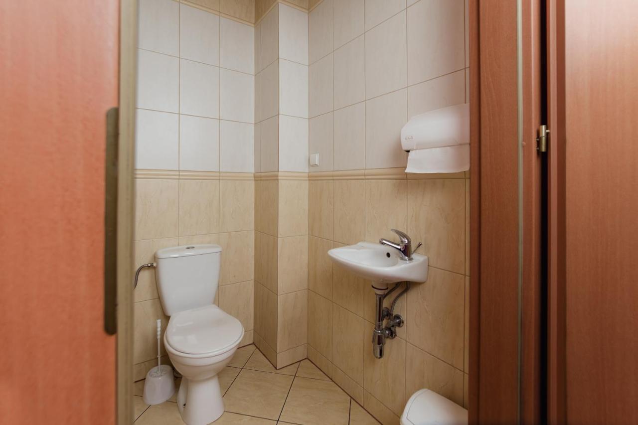 Karpackie Pokoje Krosno Luaran gambar